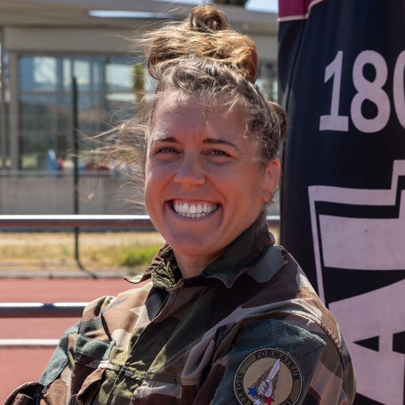 Premier maître Eva Dourthe, militaire et championne de MMA