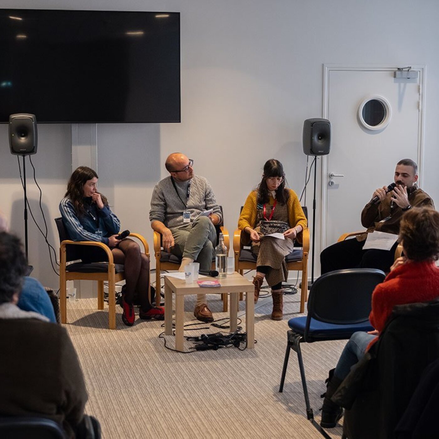 Beyond Broadcasting: Greece’s Emerging Podcast Scene