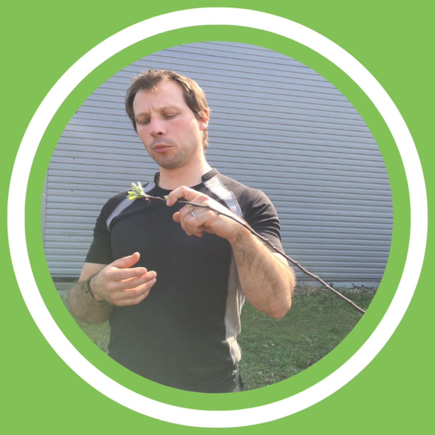 #128 - Jovelyn & Julien - Plaisir Vert #003 :  Bien choisir un jardinier 'basé sur une histoire vraie' (FR)